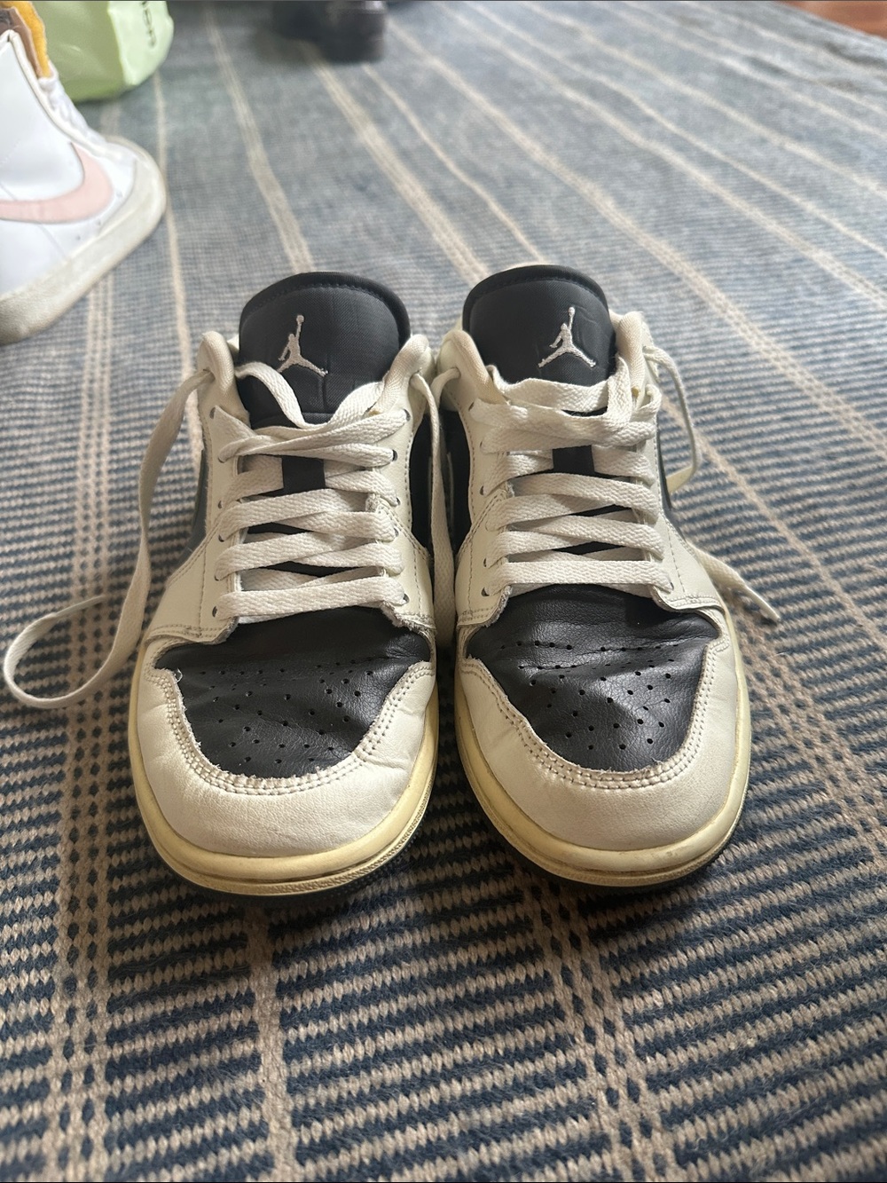 Jordan Men's Low-Top Sneakers in White and Black